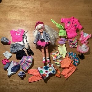 Vintage Stacie (Barbie Littlest Sister) Doll + Many Outfits